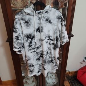 No Boundaries Short Sleeve Hoodie